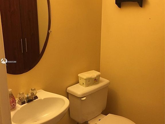 4th image of 13910 SW 177th Ter Unit 13910