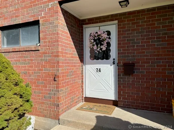 74 Sharon Lane #74, Wethersfield, CT 06109