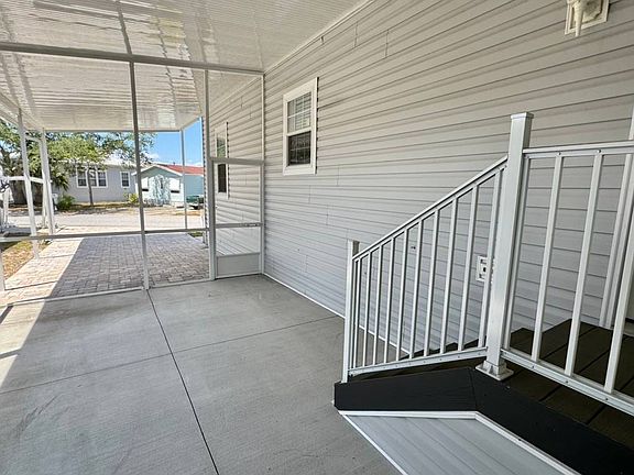 5th image of 3722 Spinnaker Dr