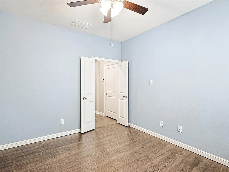 2108 Blackrail Ct — Photo 16