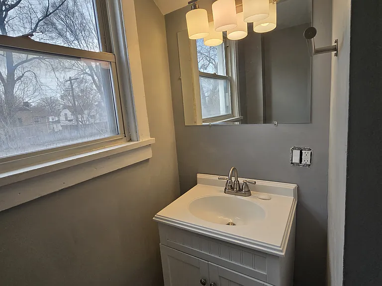 6017 Wallace Rd — Photo 11