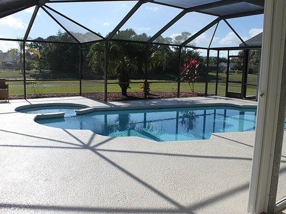2nd image of 2301 SE Heathwood Circle