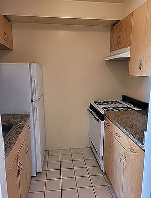 5th image of 28-14 31st St #509