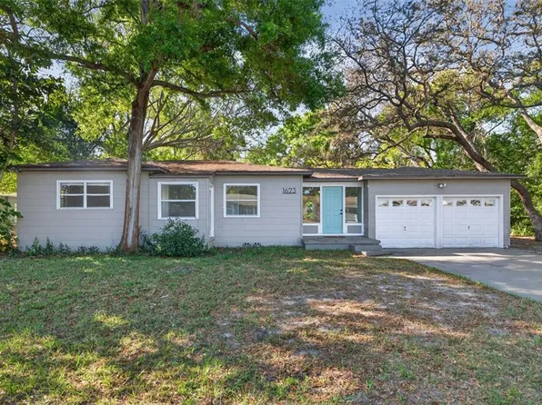 1623 Dartmouth St, Clearwater, FL 33755