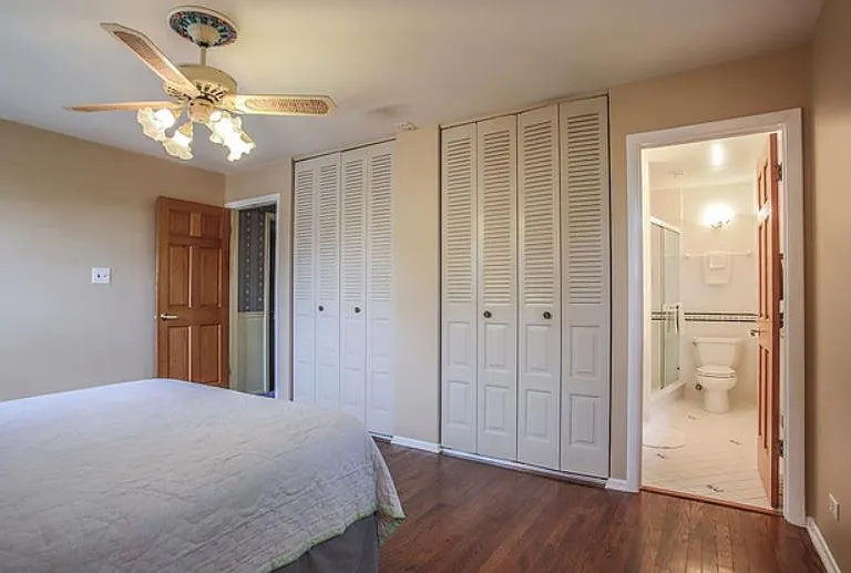 1114 Durham Dr — Photo 7