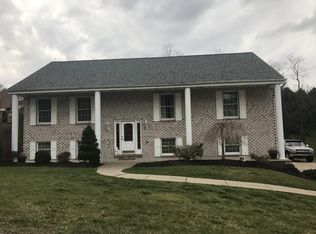 112 Mawhinney Rd, Cecil, PA 15321