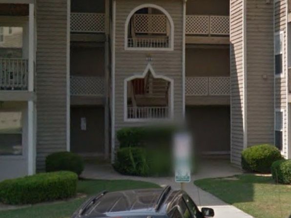 979 Stewarts Creek Dr APT 13