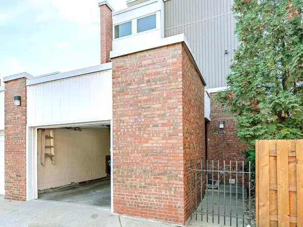 1975 Hyde Park Rd, Detroit, MI 48207