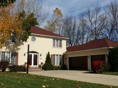 1052 E Jules St, Arlington Heights, IL, 60004