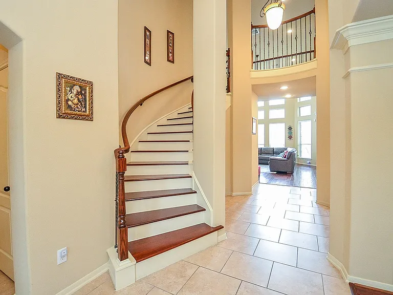 26711 Eagle Park Ln — Photo 8