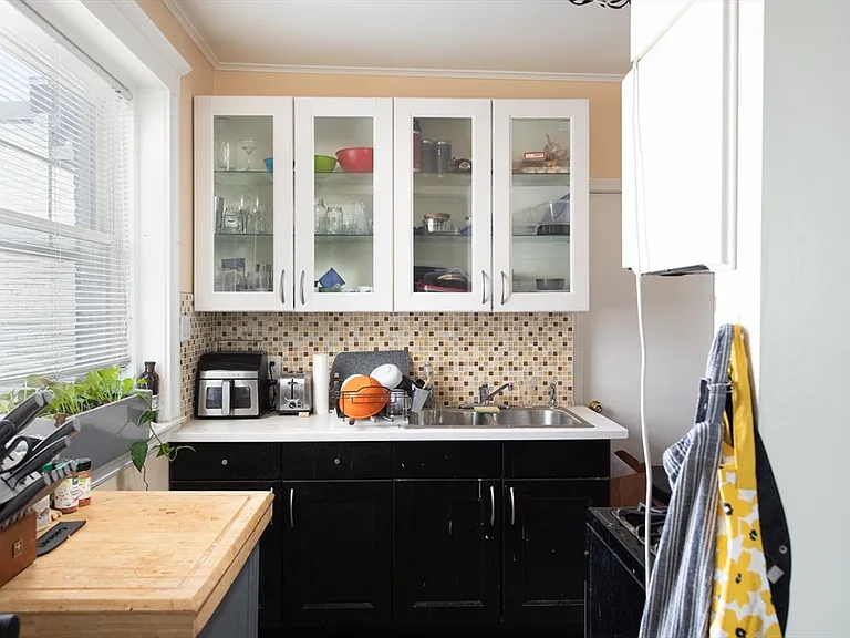 14 Melvin Ave #10 — Photo 15