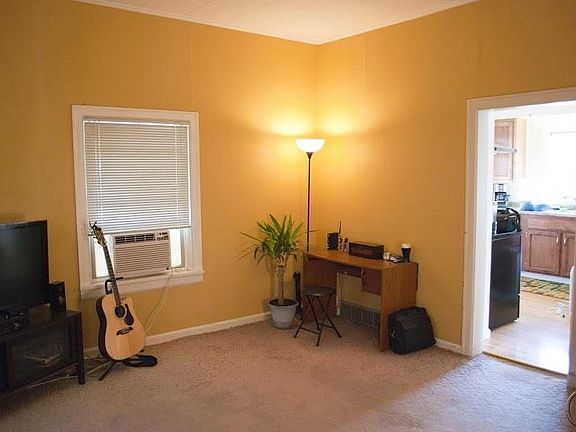 4th image of 207 Laguna St