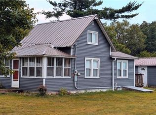 122 River Dr, Black River Falls, WI 54615