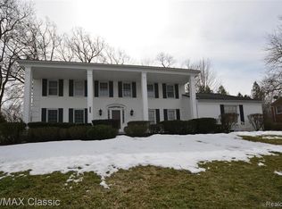 4431 Greenstown Dr, West Bloomfield, MI 48323