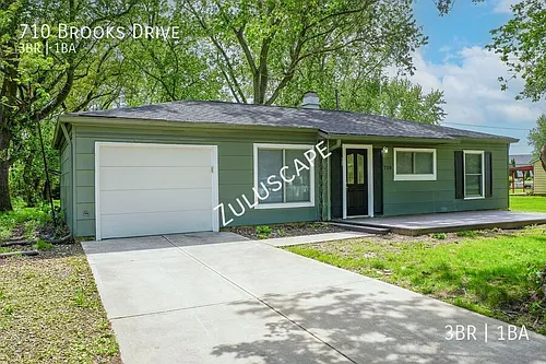 710 Brooks Dr Photo 1