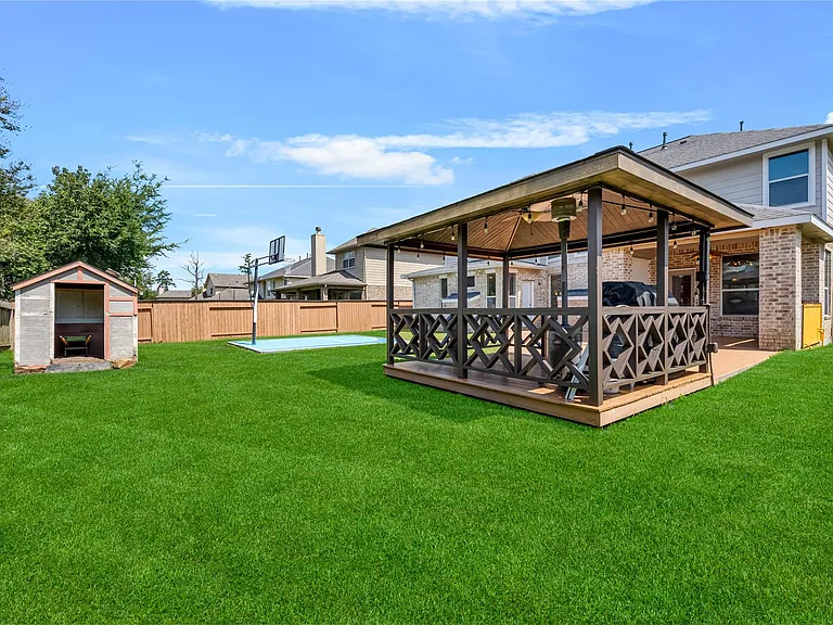 8127 Edenwood Dr — Photo 40