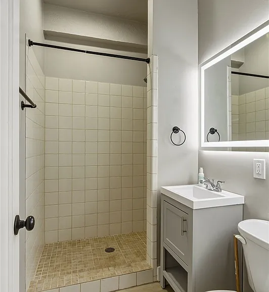 7101 California Ave SW — Photo 11