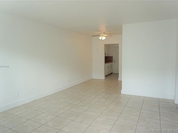 2nd image of 8215 Crespi Blvd APT 2