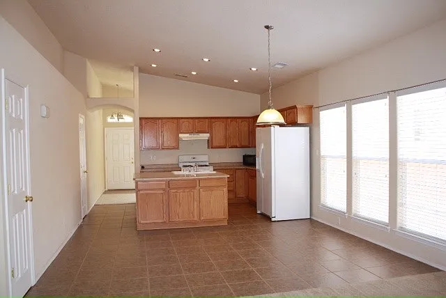 5511 Payson Ct NW — Photo 3