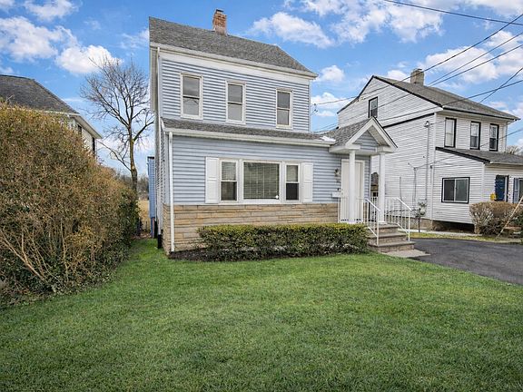 3rd image of 14 Deane Pl