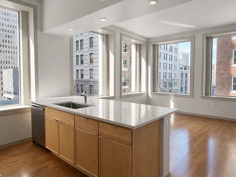 Sentinel Lofts — Photo 8