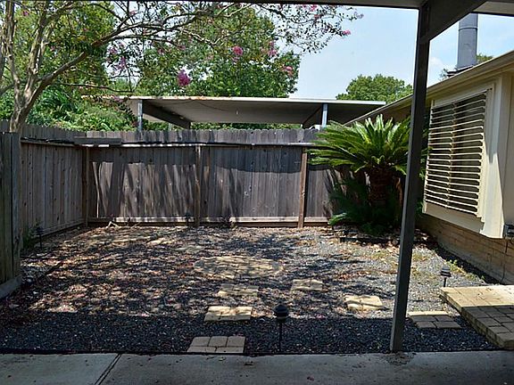 2nd image of 4010 Laura Leigh Ln