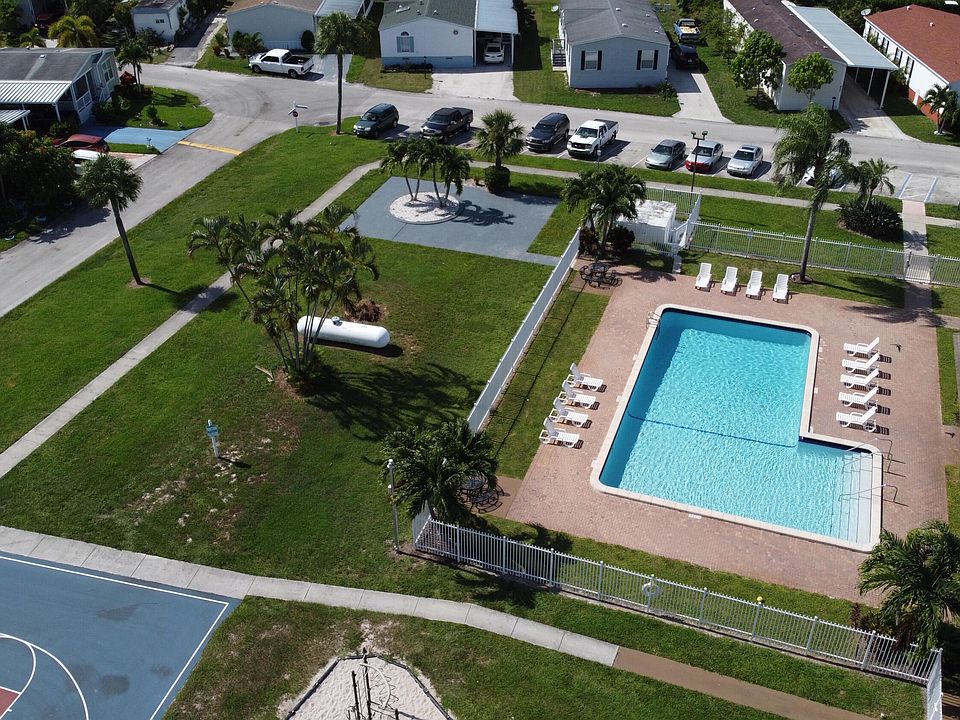 1st image of 4294 Janet Dr #802