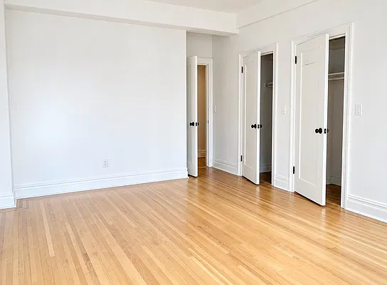 Bedroom, photo 2