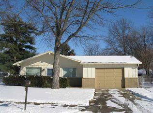 320 Imus Dr, Mishawaka, IN 46545