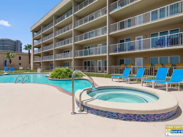 2216 Gulf Blvd APT 104, South Padre Island, TX 78597