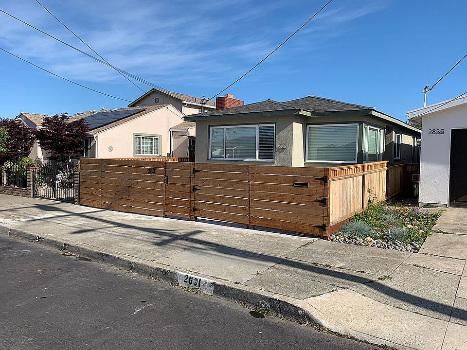 2nd image of 2831 Gaynor Ave