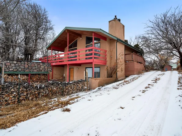 439 County Road 84, Santa Fe, NM 87506