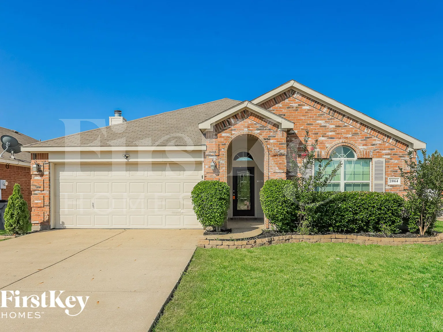 3 bed, 2.0 bath, 1570 sqft, $1,975 — Photo 1