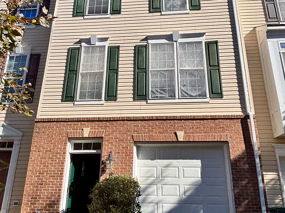 816 Fairview Village Ct