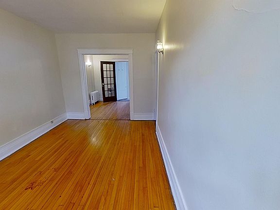 4th image of 568 Park Ave #2