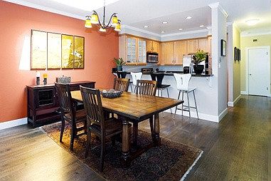 2nd image of 1685 Oak St APT 301