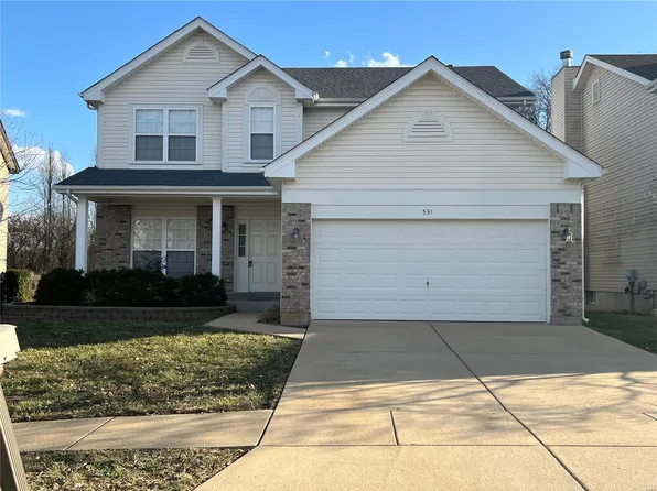 531 Brook Meadow Dr, Ballwin, MO 63021