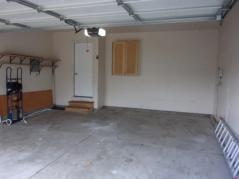 88 E Rainbow Way — Photo 44