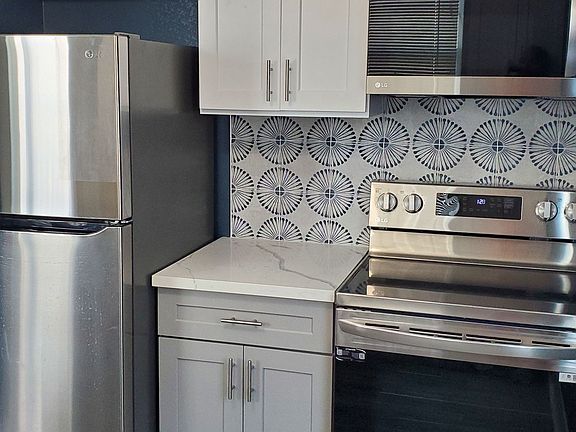 Brand new appliances loaded with conveniences including an air-fryer, ice-maker, and app control through your phone