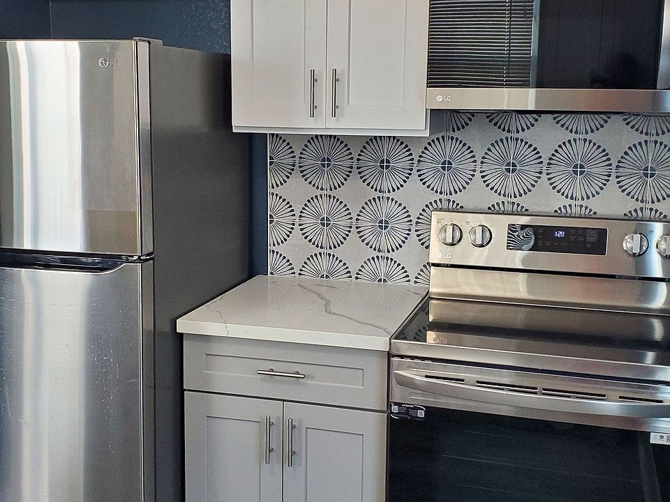 Brand new appliances loaded with conveniences including an air-fryer, ice-maker, and app control through your phone
