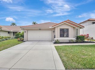 10708 Santa Laguna Dr, Boca Raton, FL 33428