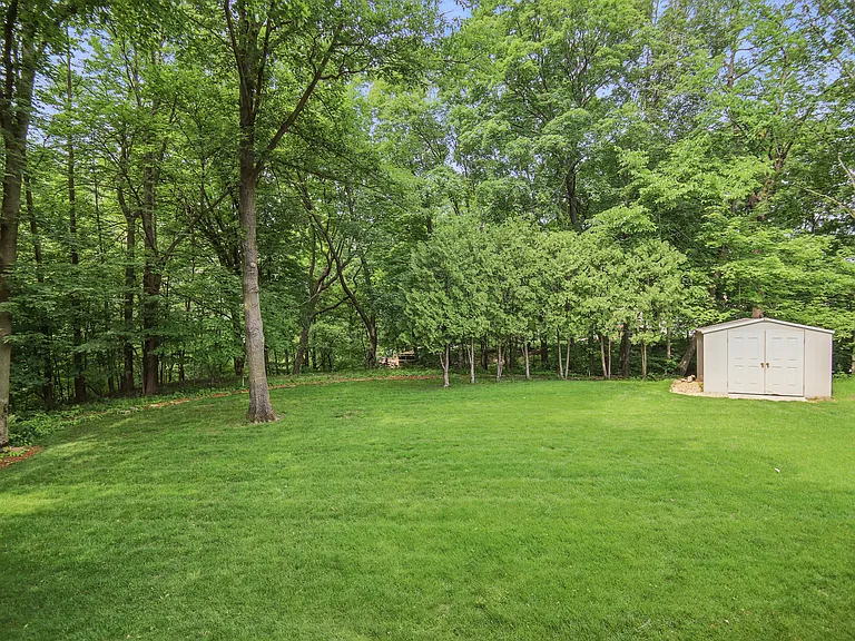 180 Nature Valley Pl NW — Photo 4