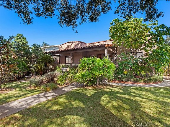 2nd image of 1759 Las Lunas St