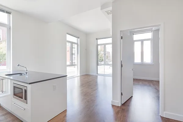 Sold by aptsandlofts.com | media 4
