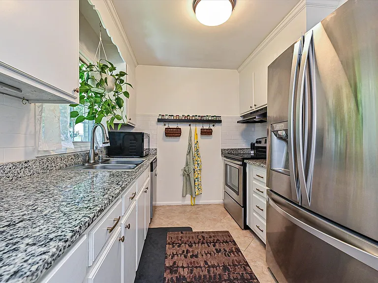 4730 Crestmont Dr — Photo 13