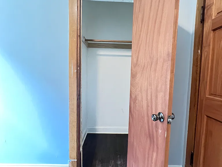 821 N Waller Ave #1 — Photo 11
