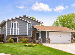 5234 Welcome Ave N, Crystal, MN 55429