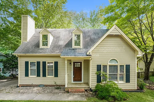220 W Elm Ave Photo 1