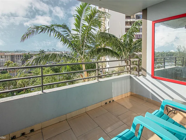 500 Three Islands Blvd #308 — Photo 3