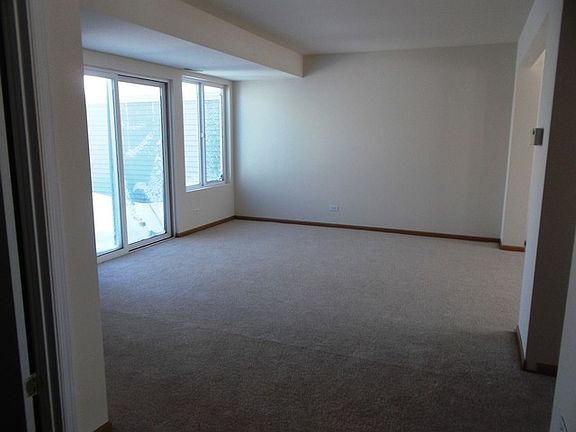 4th image of 941 Four Seasons Blvd